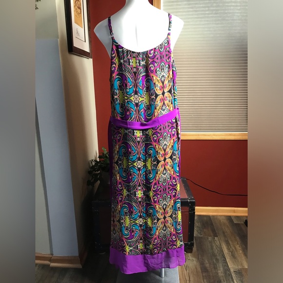 🏇Lane Bryant Colorful Paisley Dress with Purple Accents - Picture 5 of 10